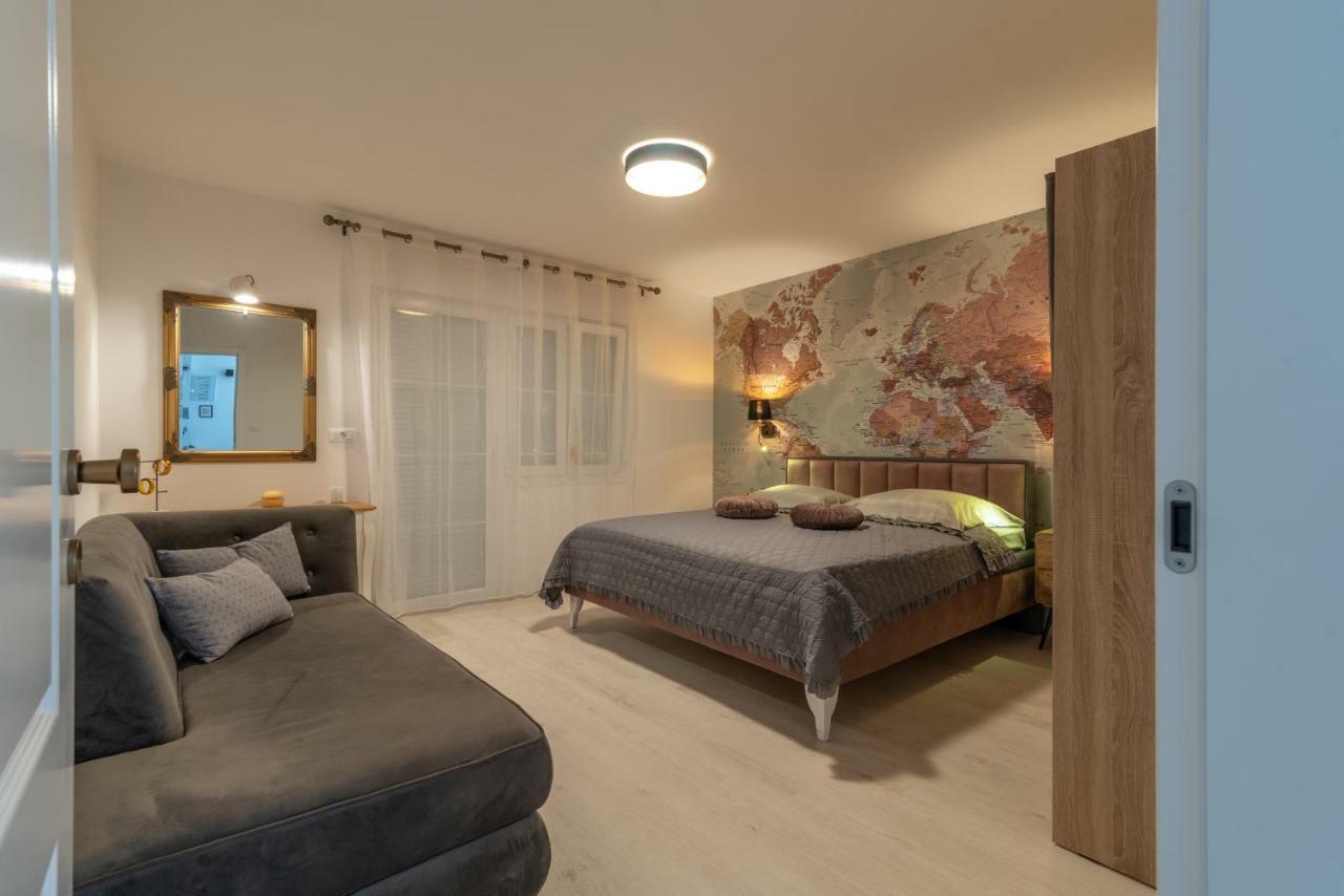 Apartment Aron Trogir Exterior foto